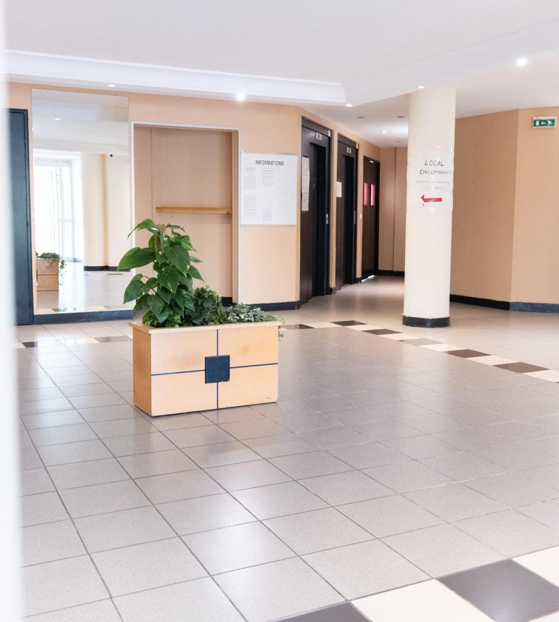 Cosy Appartement - 4 Personnes - Disneyland & Paris Bussy-Saint-Georges Exterior foto